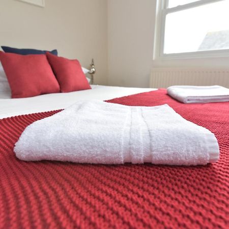 Beach Central With Allocated Parking And Patio Brighton Exteriör bild
