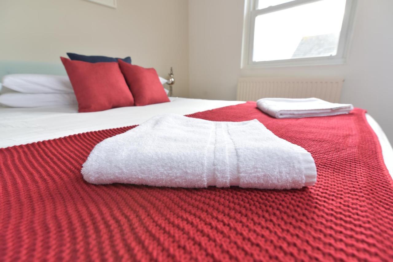 Beach Central With Allocated Parking And Patio Brighton Exteriör bild