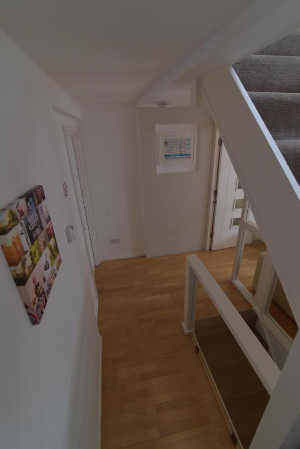 Beach Central With Allocated Parking And Patio Brighton Exteriör bild